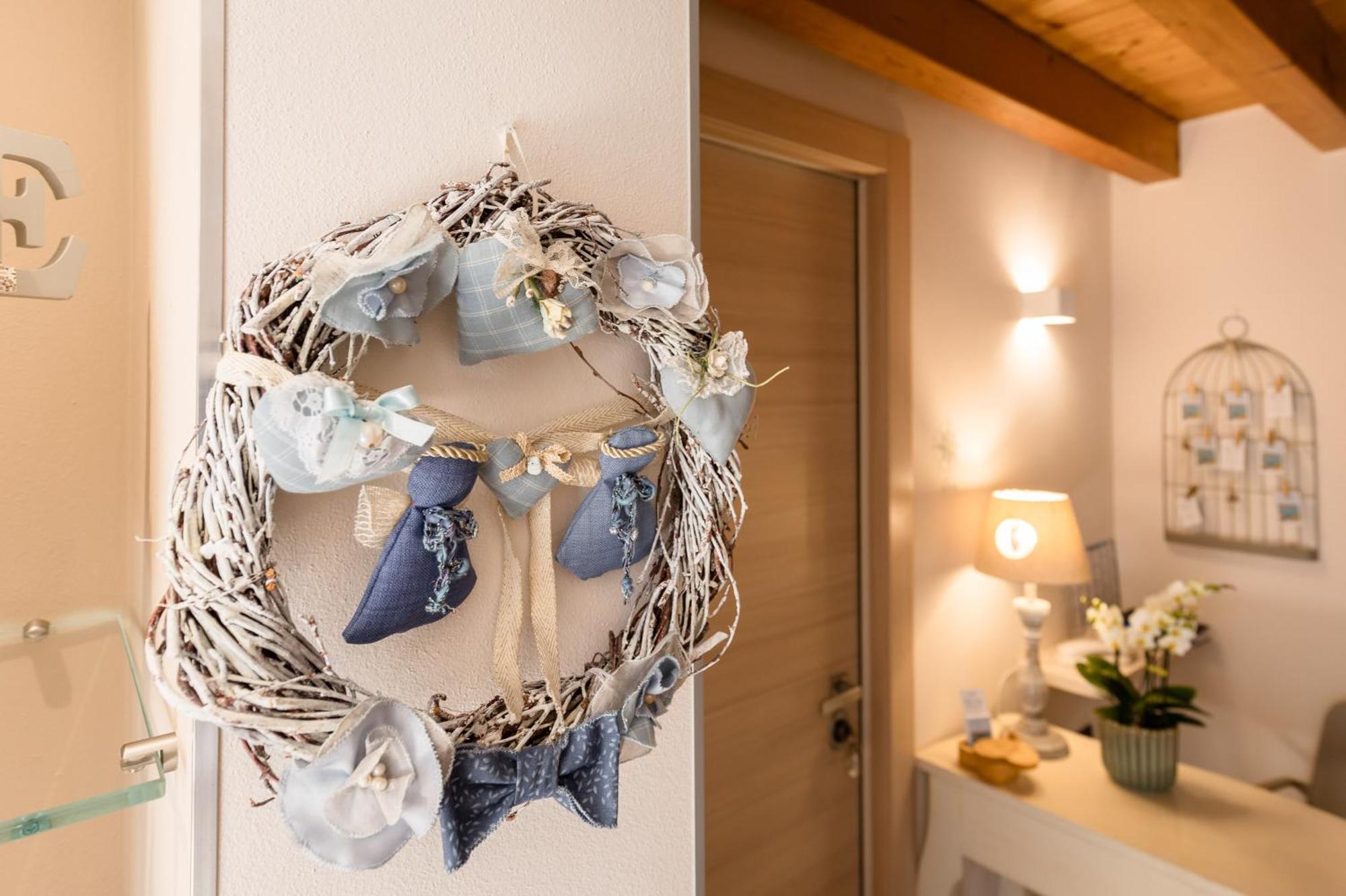 Charming Sirmione Bed & Breakfast Exterior foto